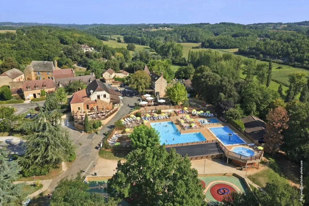 Les Grottes De Roffy  