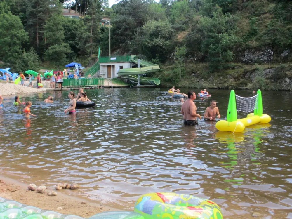 Camping Le Soleil Rouge