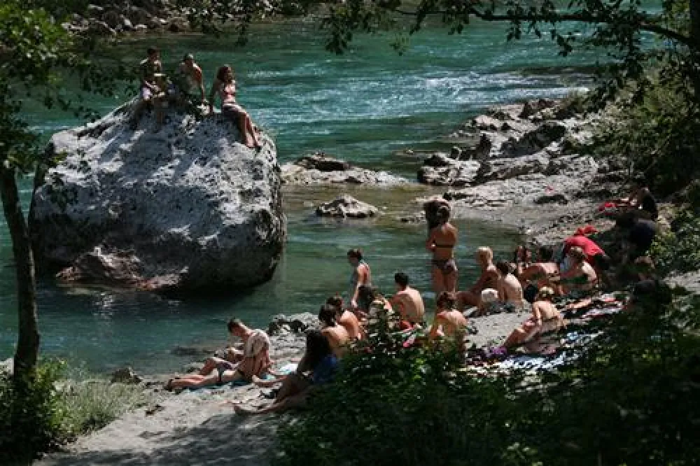 Ethno Village Camp Grab