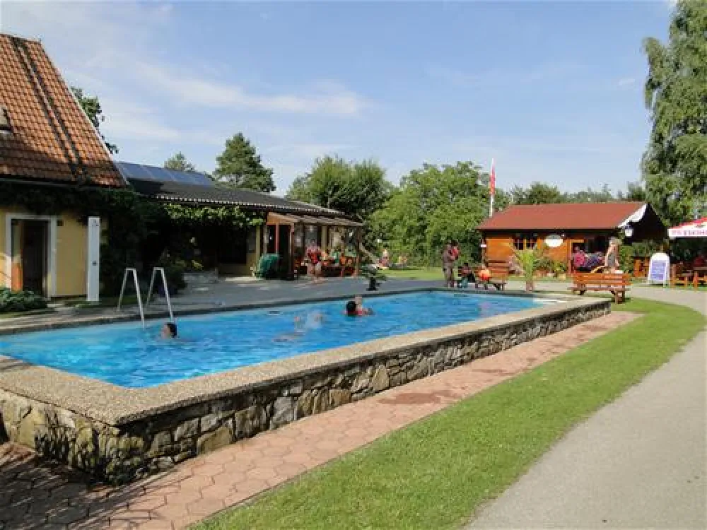 Terrassen-Camping Traisen