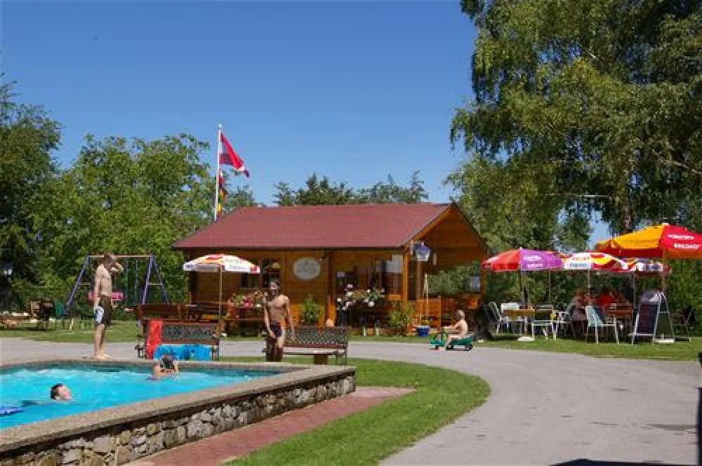 Terrassen-Camping Traisen