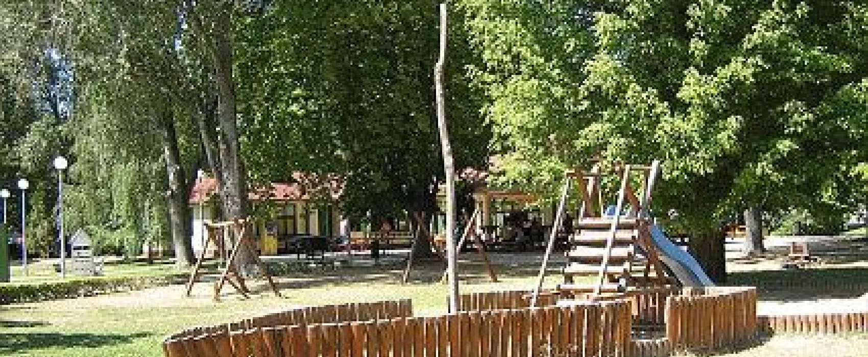 Szentesi Üdülöközpont Nonprofit KFT