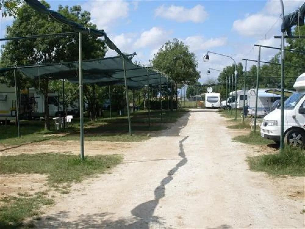 Campeggio Torre Pendente