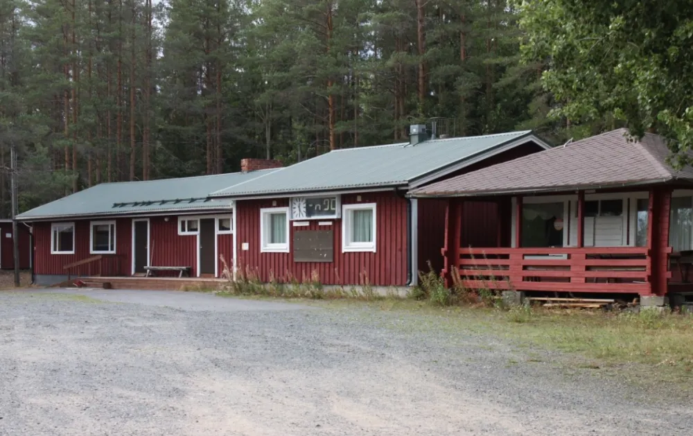 Pahkala-Pernu Kylähdistys