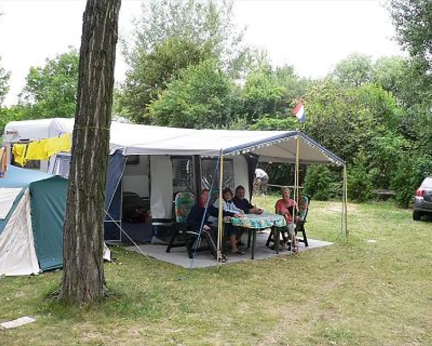 box camp Eat Camp 2.0 Kitchen Box -Tryhomy main image 0