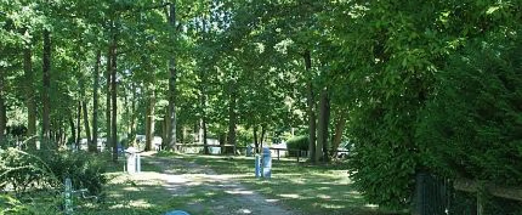 Camping Les Petits Pres