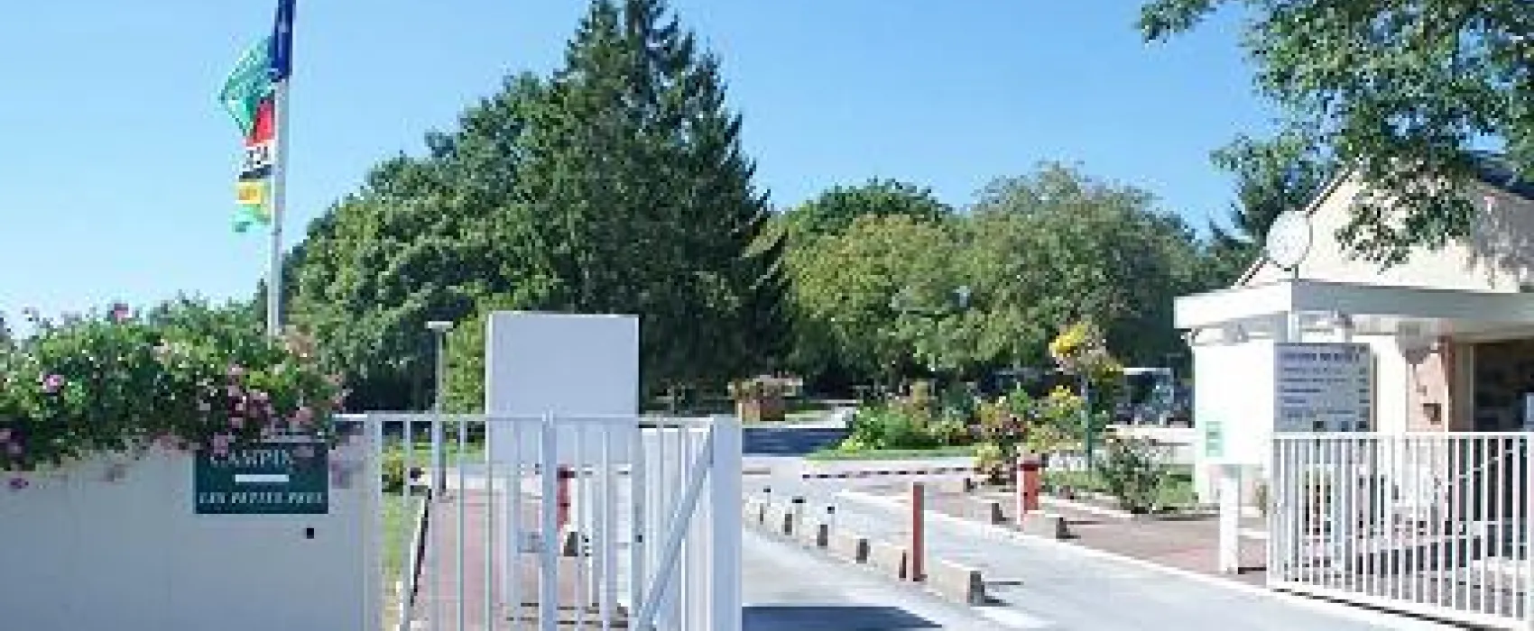 Camping Les Petits Pres