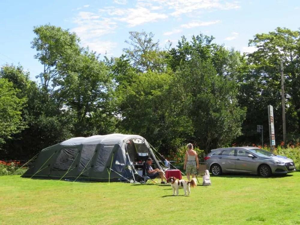 Hungry Hill Lodge and Campsite