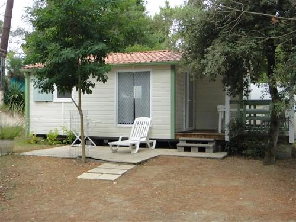 Camping ACTIV Loisirs Les Pins