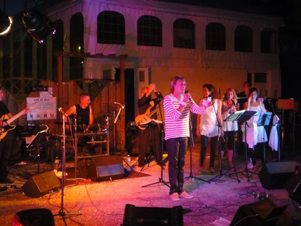 Camping ACTIV Loisirs Les Pins