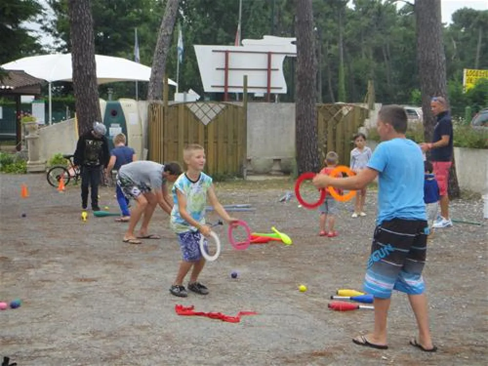 Camping ACTIV Loisirs Les Pins