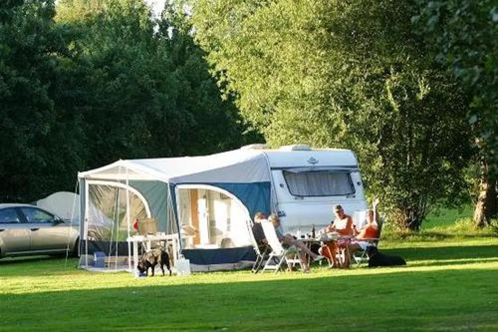 Camping du Domaine du Lac  