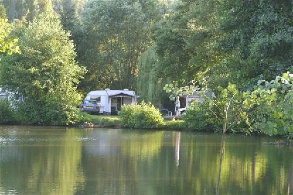 Camping du Domaine du Lac  