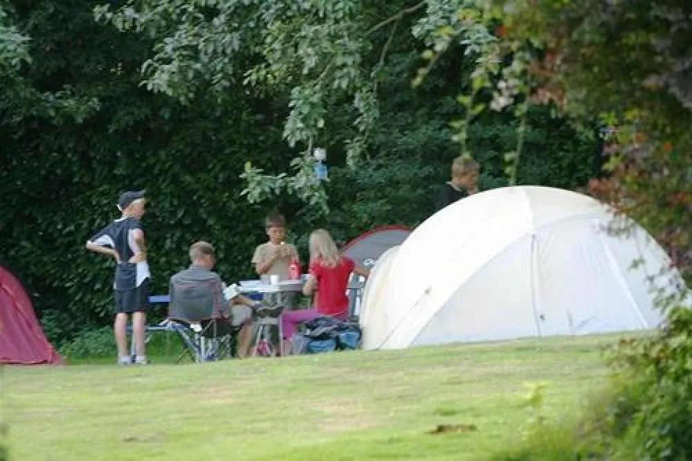 Camping du Domaine du Lac  
