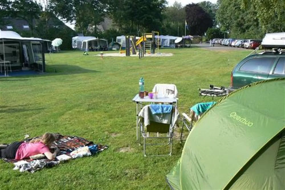 Camping Hoeve Montigny