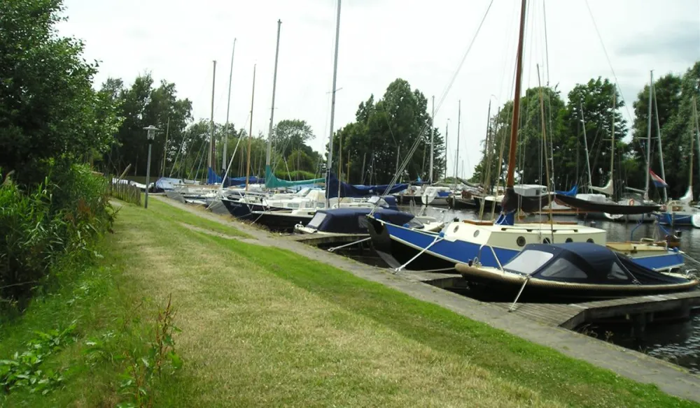 Camping De Veenhoop Watersport en Recreatie