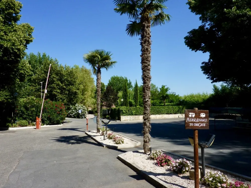 Camping Village Tiber