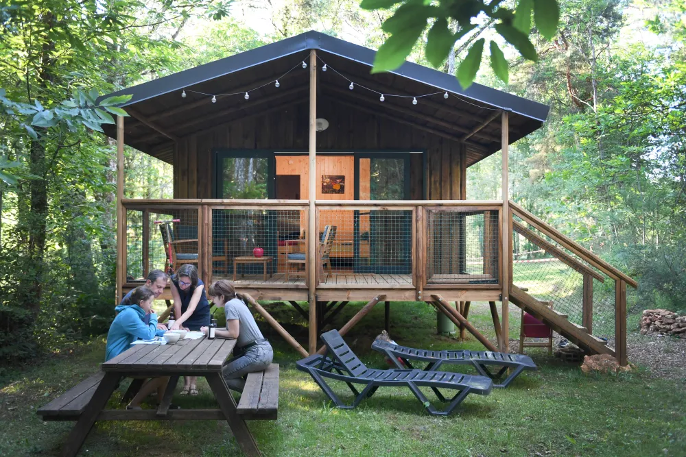 Camping Le Pech Charmant****