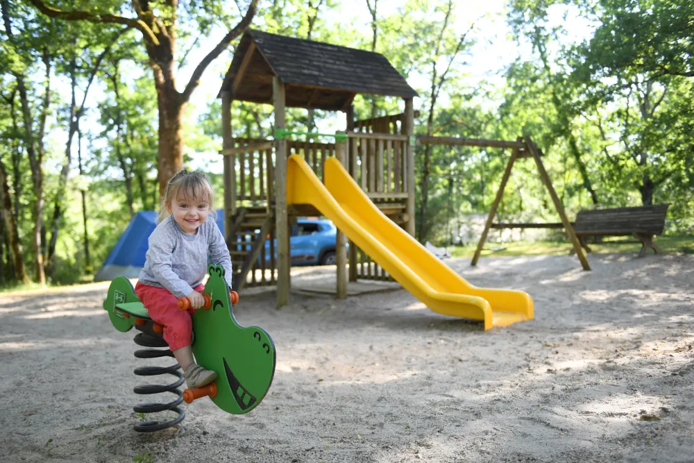 Camping Le Pech Charmant****