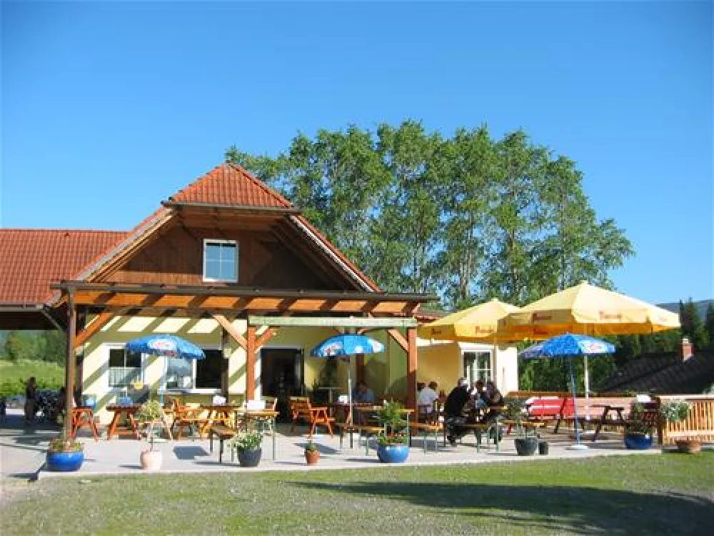 Camping am Badesee