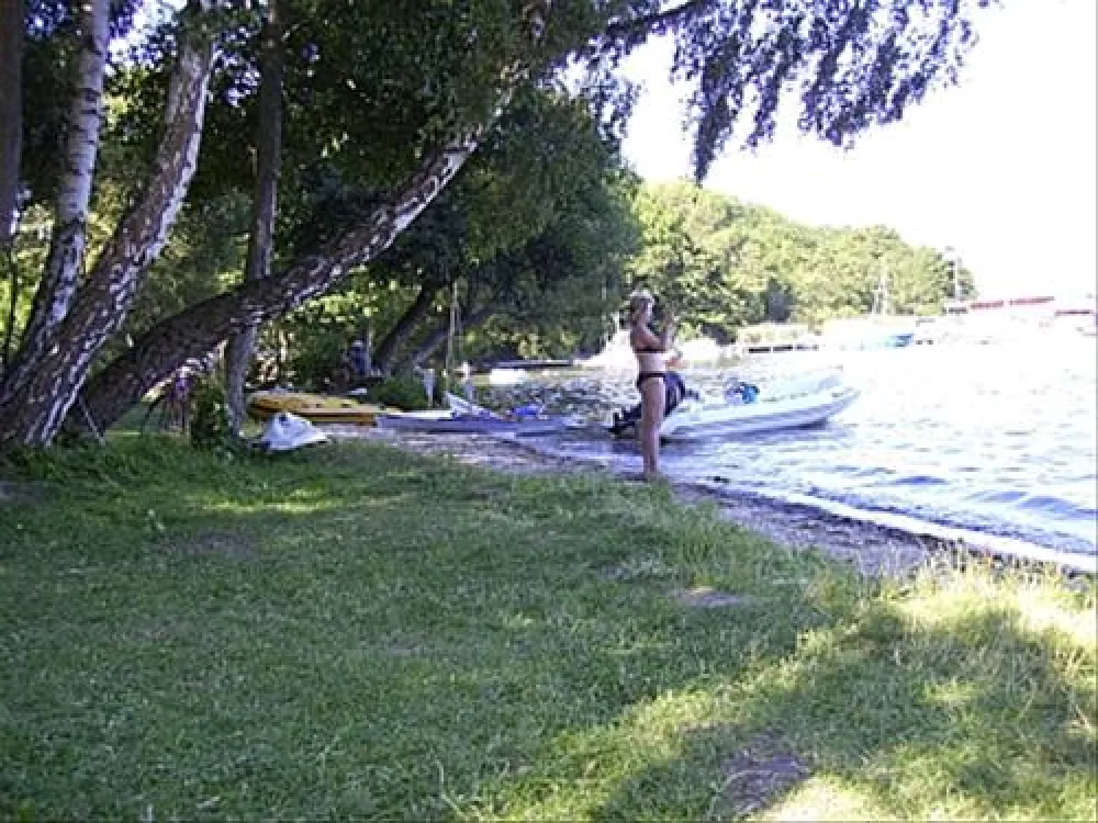 Camping- und Wohnmobilpark "Kamerun"