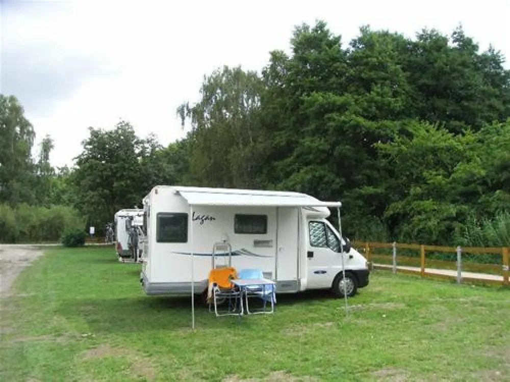 Camping- und Wohnmobilpark "Kamerun"