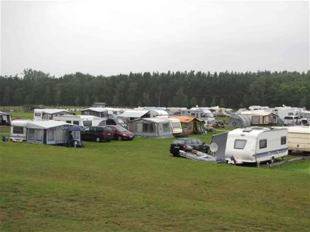 Camping- und Wohnmobilpark "Kamerun"