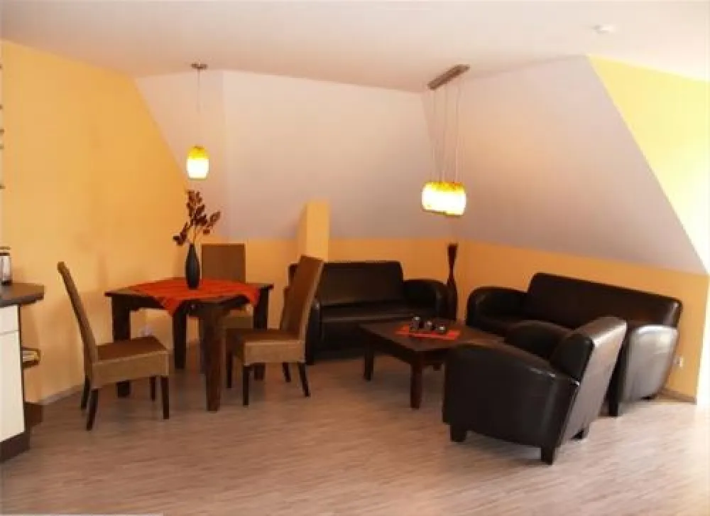 Camping- und Wohnmobilpark "Kamerun"