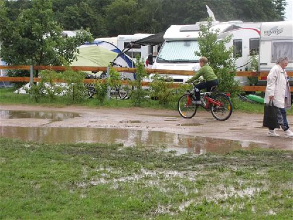 Camping- und Wohnmobilpark "Kamerun"