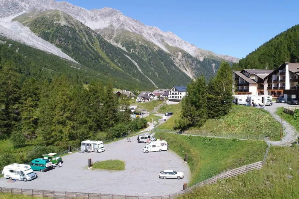 Alpina Mountain Camping