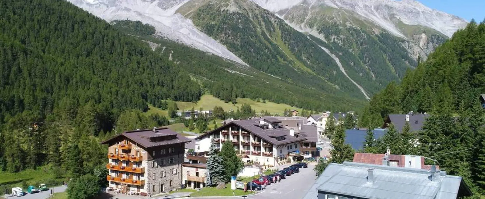 Alpina Mountain Camping