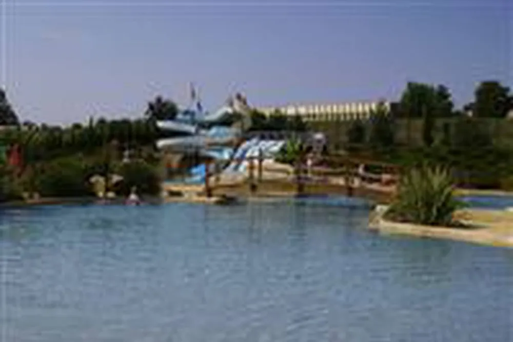 Camping L'ile Du Pont