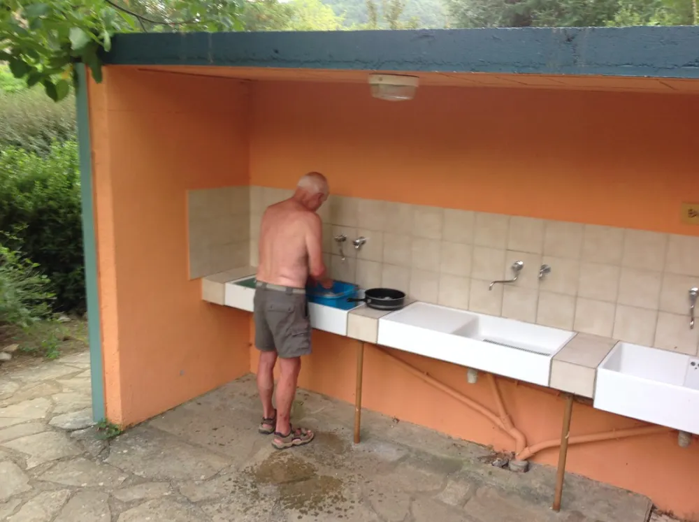 Camping Le Roc qui Parle  