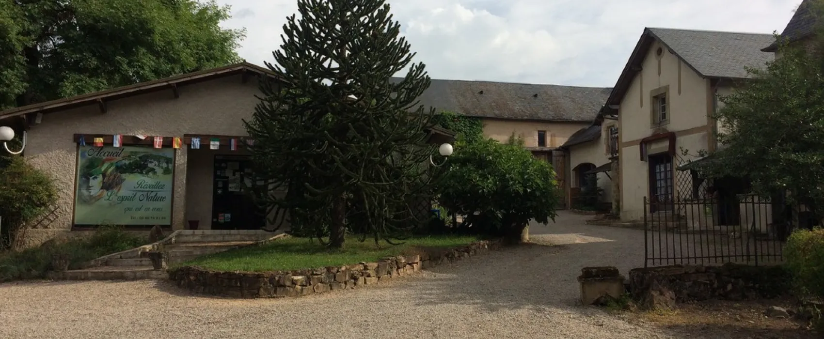 Le Manoir De Bezolle  