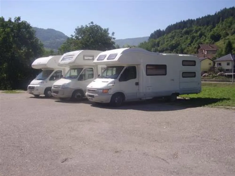 Auto Camp Jajce-Jajce Youth Hostel
