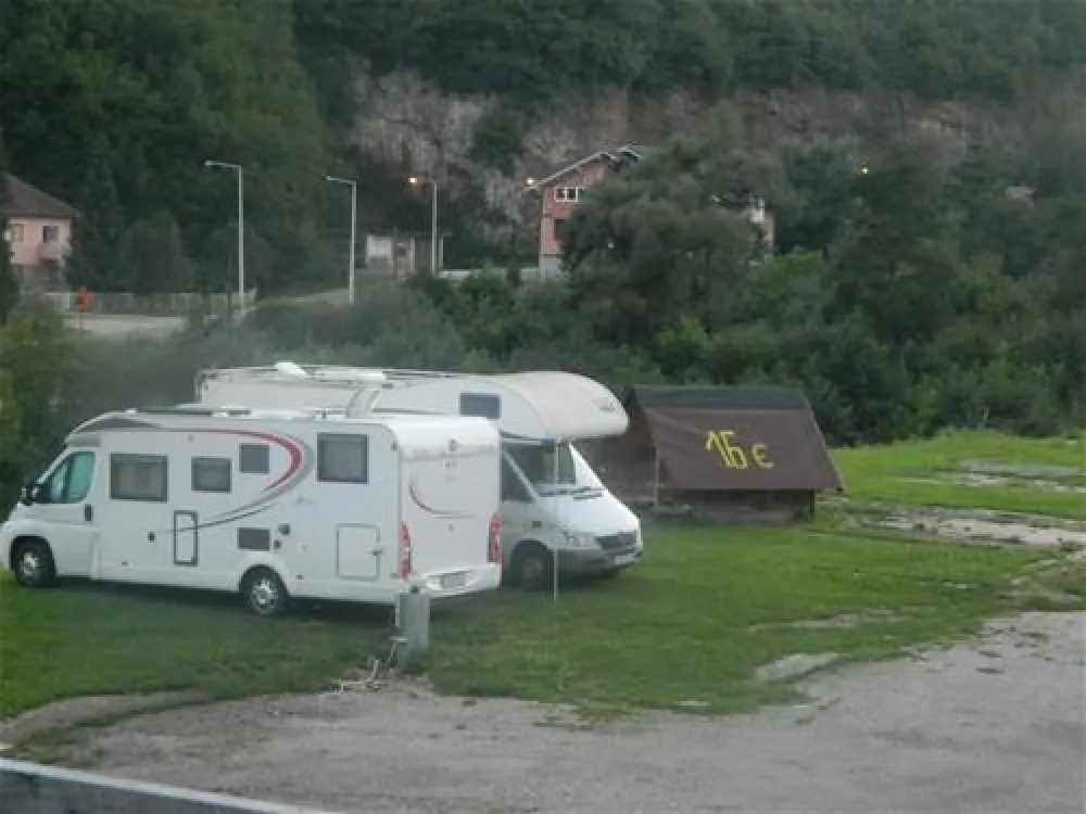Auto Camp Jajce-Jajce Youth Hostel