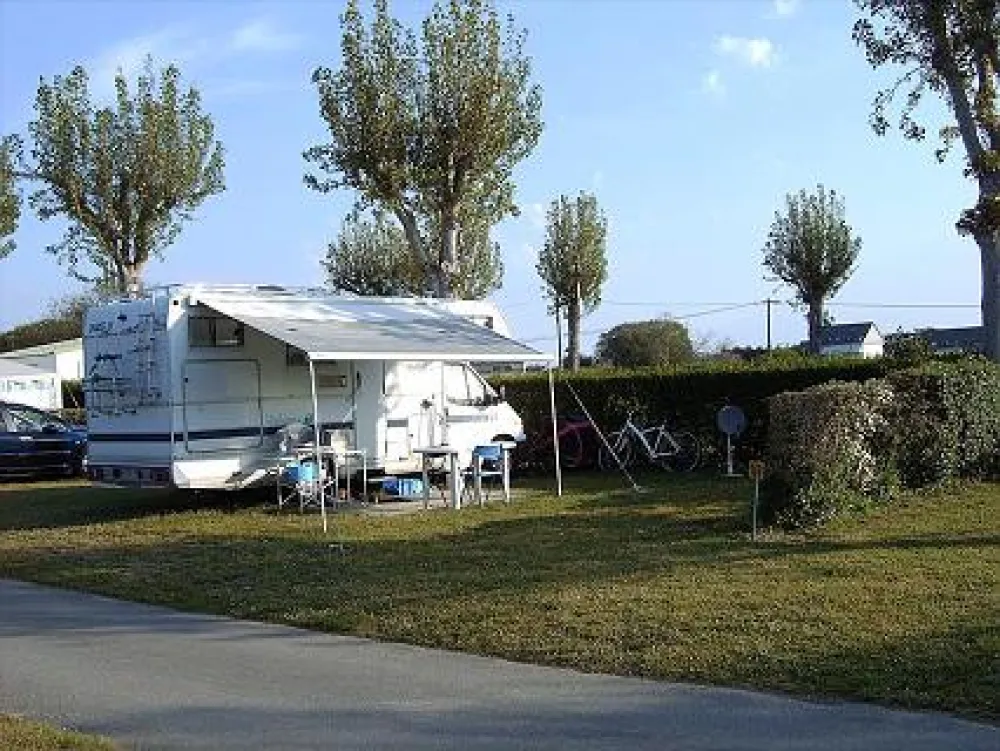 Camping Les Joncs Du Roch