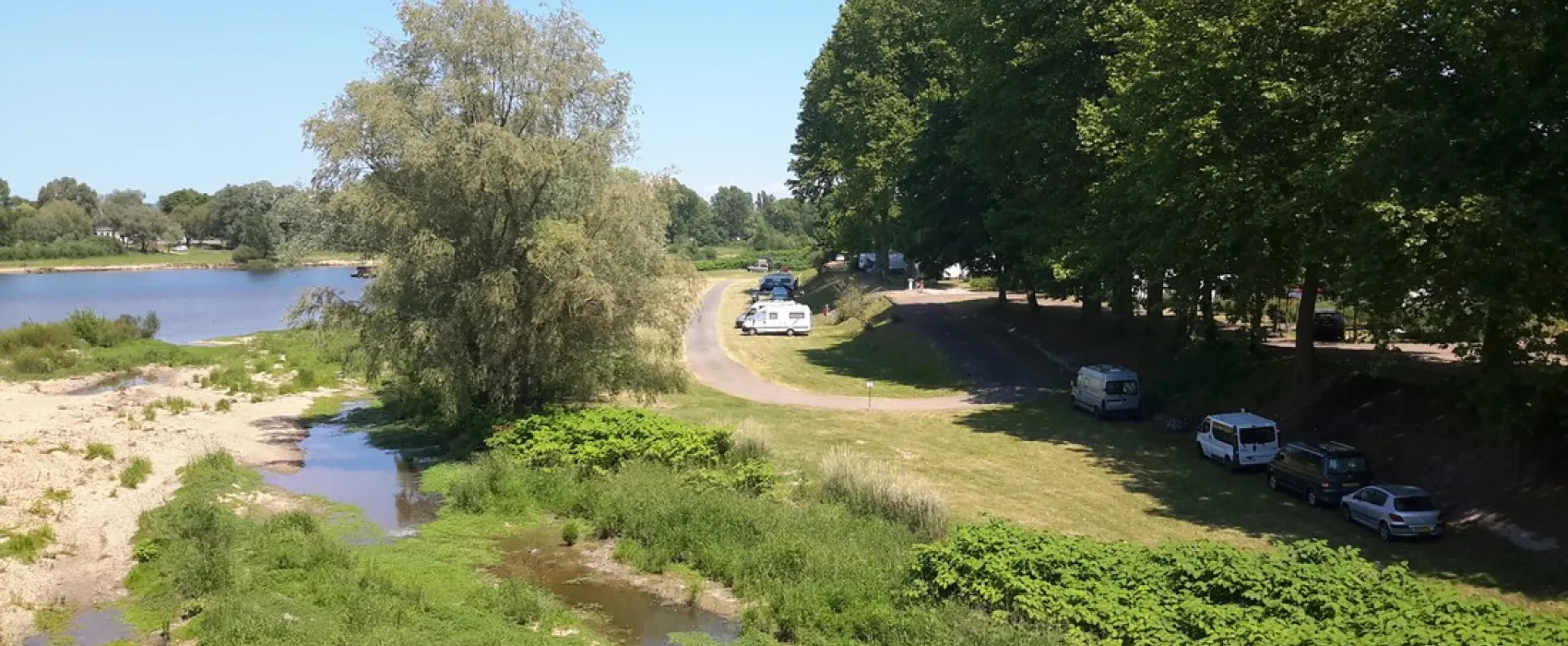 Camping De Nevers  