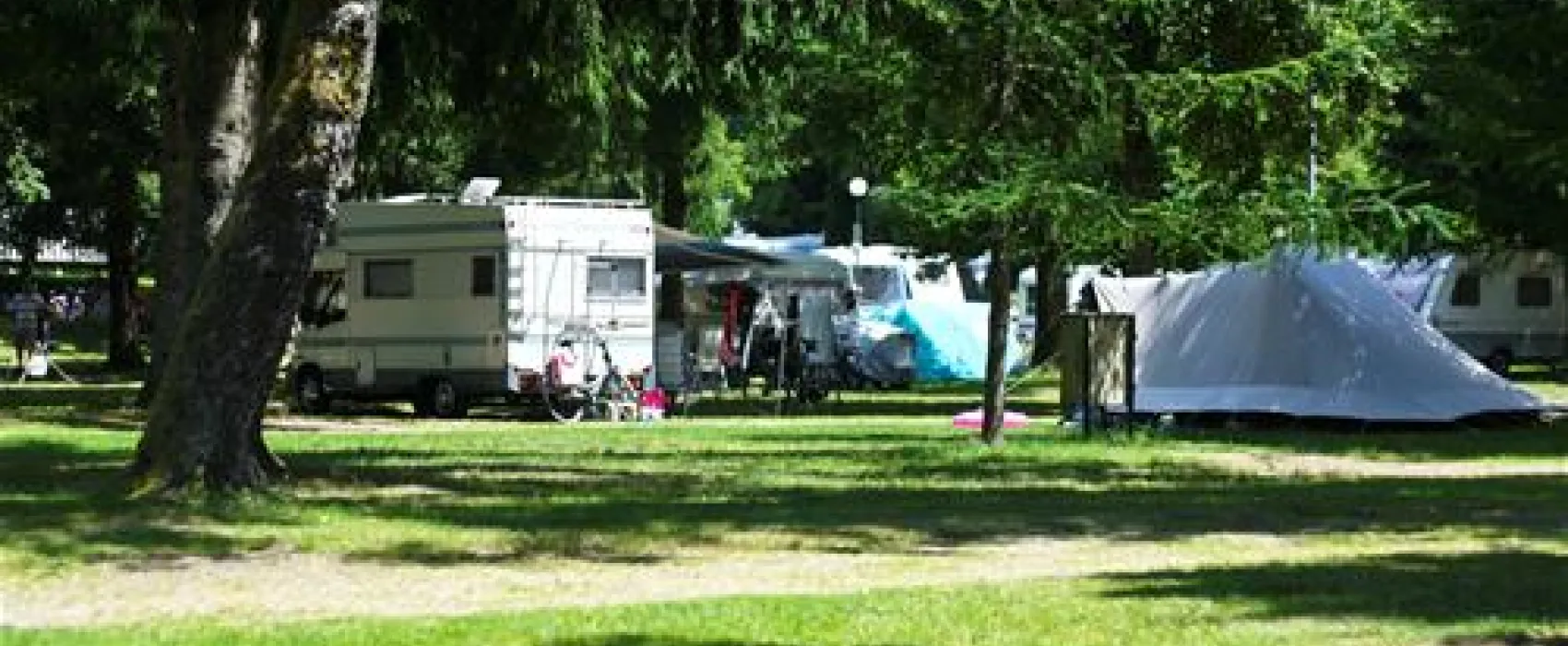 Camping Les Deux Ballons  