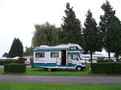 qeedo campingtisch Set Campingstuhl Johnny und Campingtisch Quick Kimmy