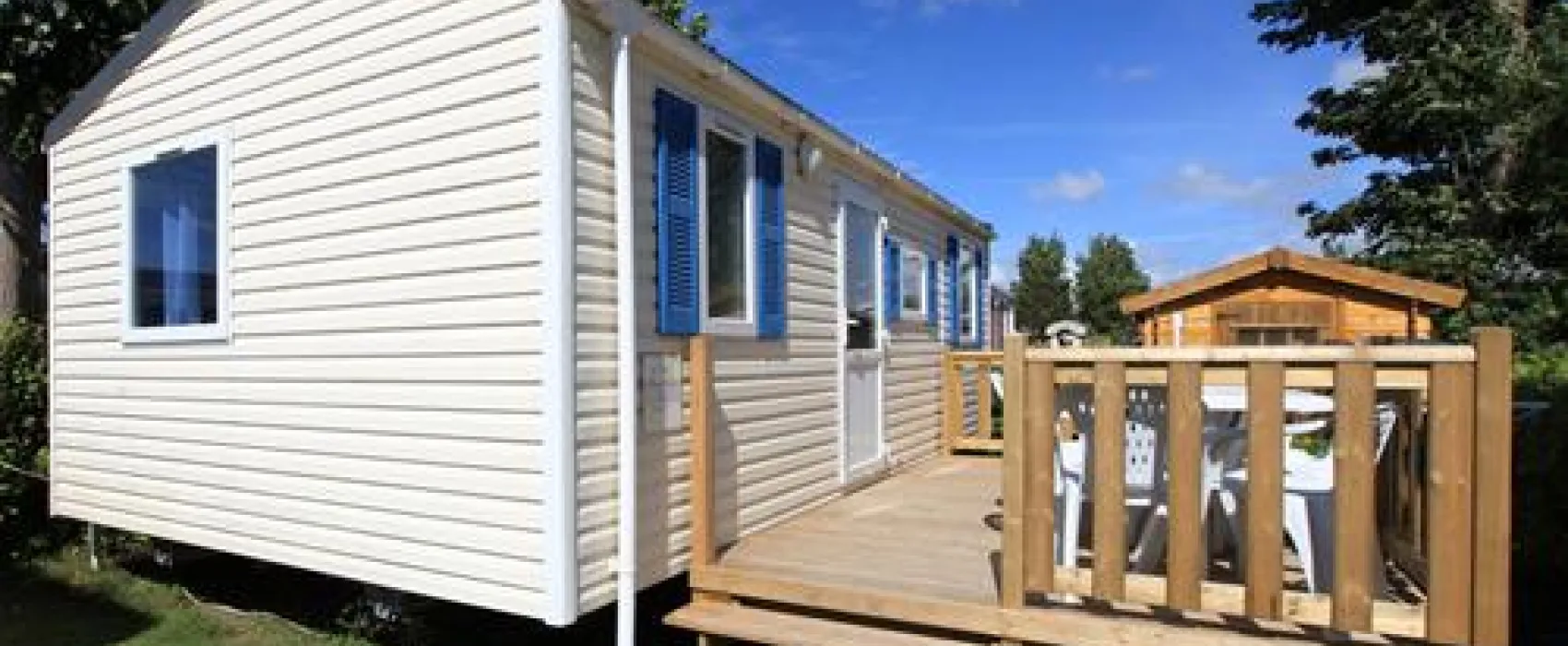 Flower Camping - Les Vertes Feuilles