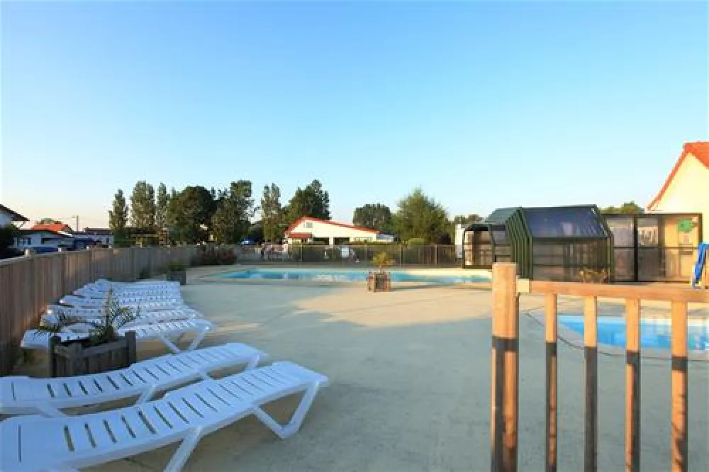 Flower Camping - Les Vertes Feuilles