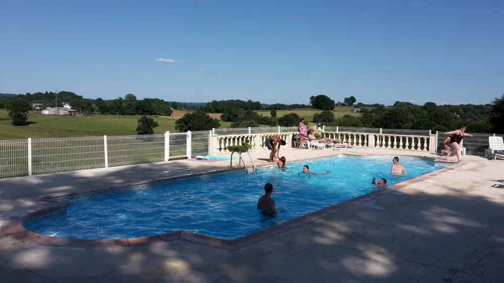 Camping aire naturelle du Bois Coutal  