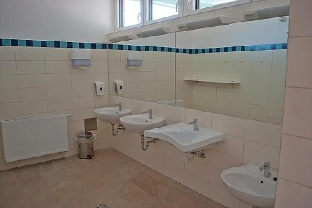 JUFA Vulkan Thermen Resort es camping