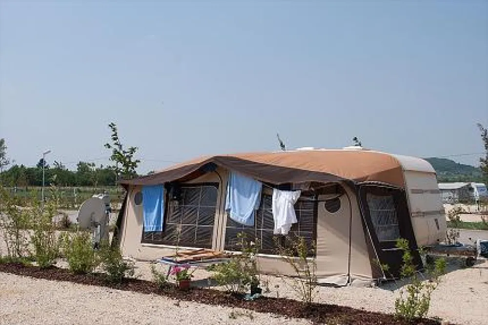 JUFA Vulkan Thermen Resort es camping