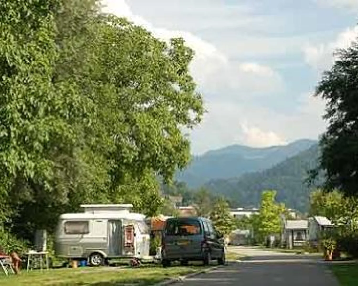induktionsherd camping 2-Flammen-Induktionskochfeld  2 Kochzonen  Kindersicherung  Digital
