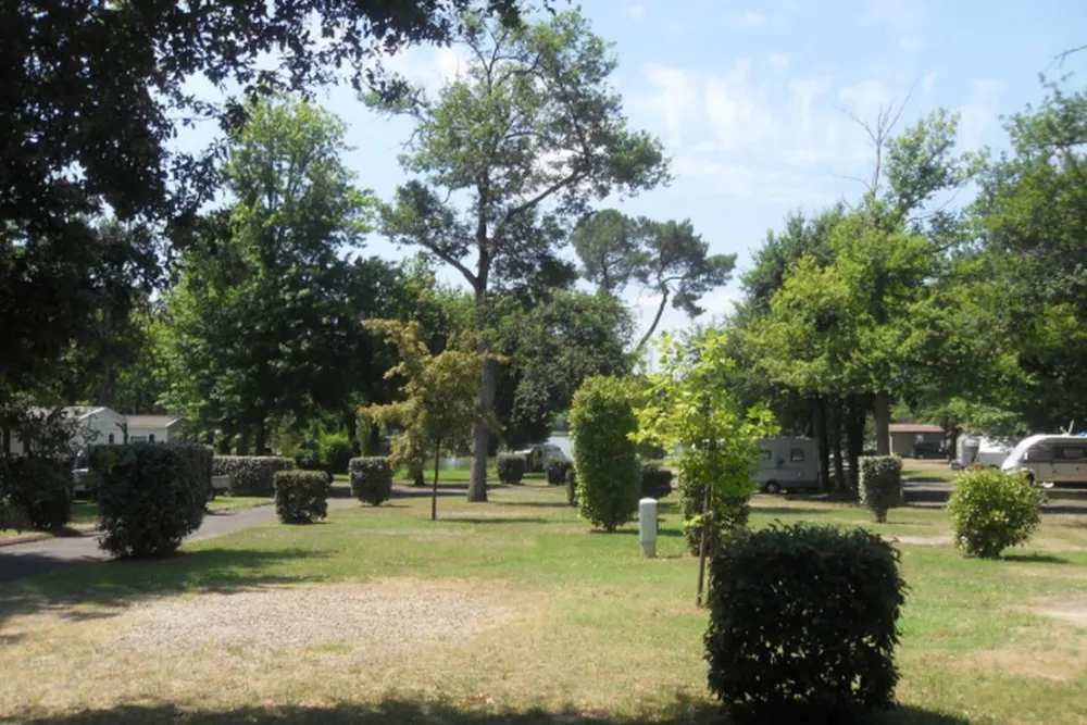 Camping Les Rives du Lac