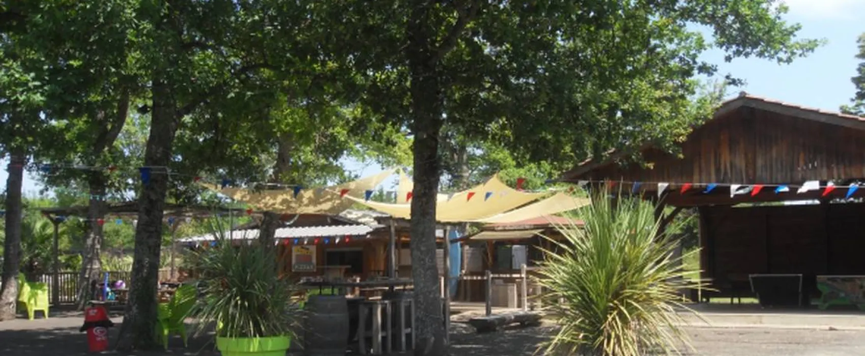 Camping Les Rives du Lac