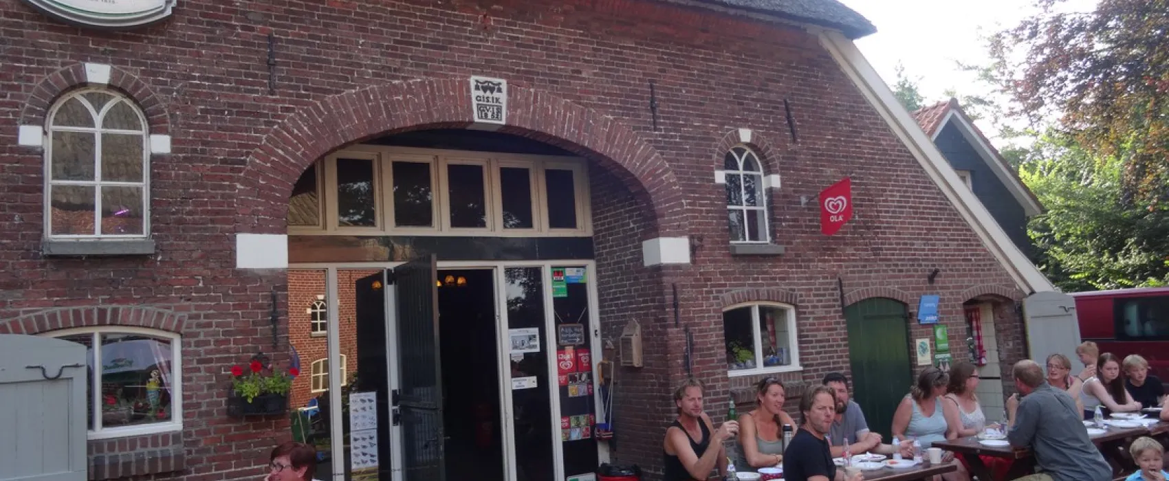 Hof van Moeder Aarde