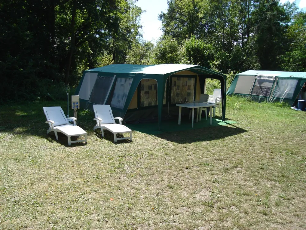 Camping Les Ombrages  